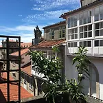 Azabache 산티아고데콤포스텔라