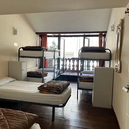 Hostel Azabache